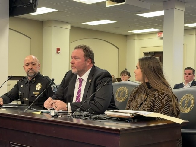 Open Records Act & Audit Bill Advance; Firefighter Measure Passes