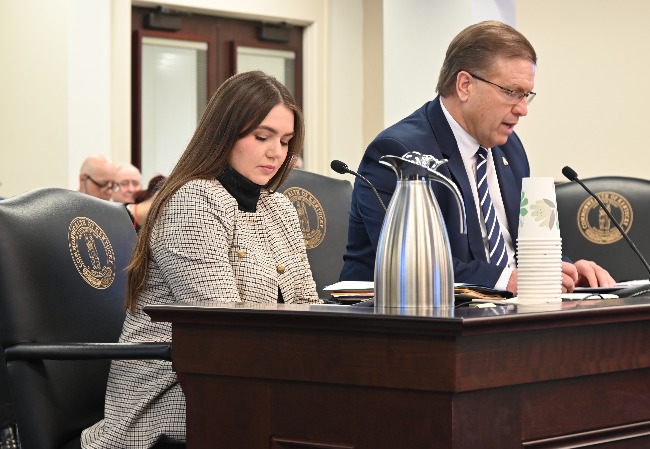 House Committees Advance Public Notice, Safety Bills