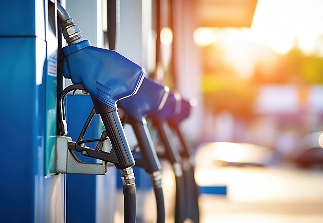 Transportation Committee Examines Gas Tax Reduction Impact
